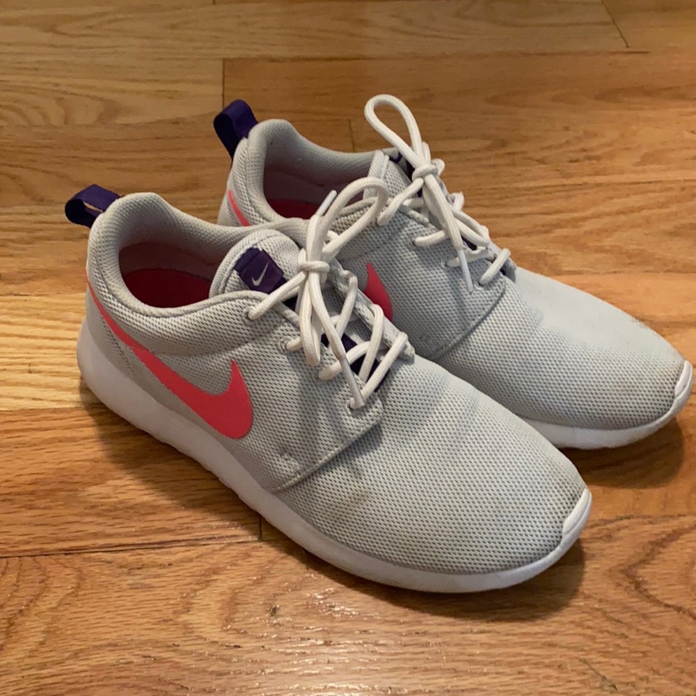 Pink and purple Nike sneaker women’s size 7